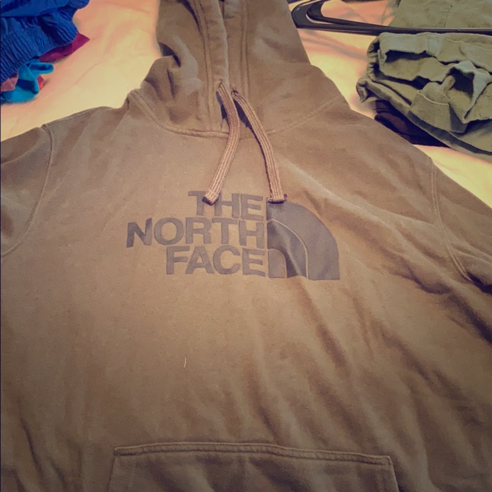 Men’s large north face sweatshirt